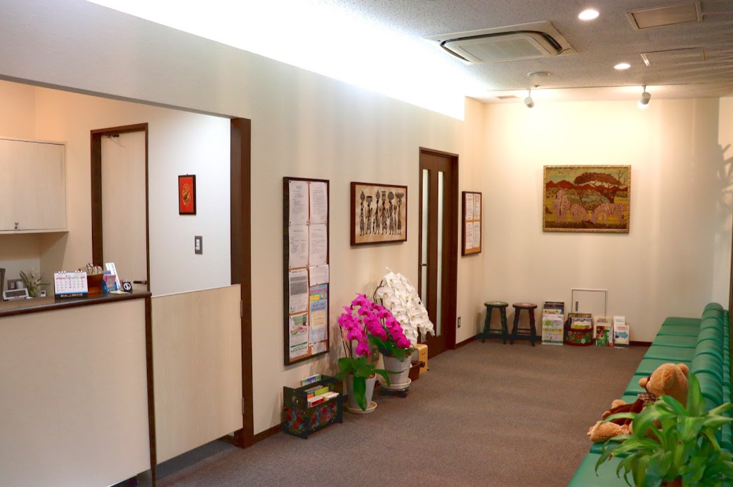 神戸波多腰心療内科の待合室